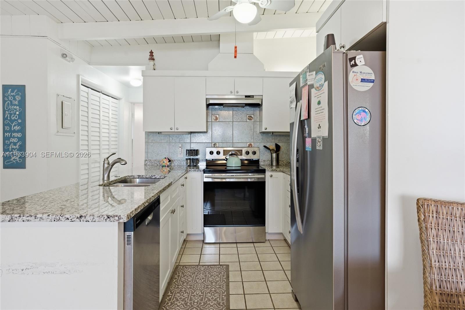 151 10th St Property Photo 6