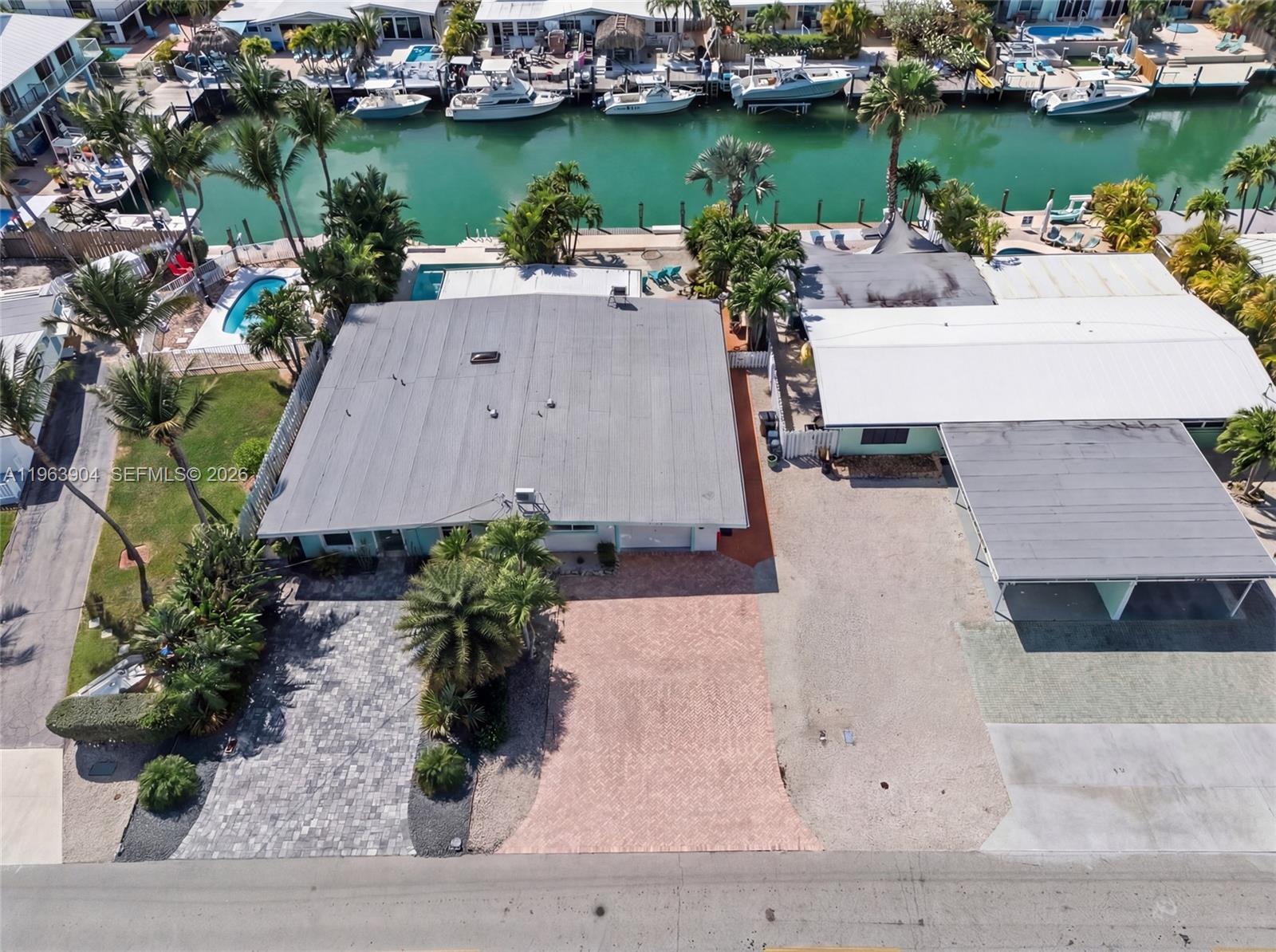 151 10th St Property Photo 44