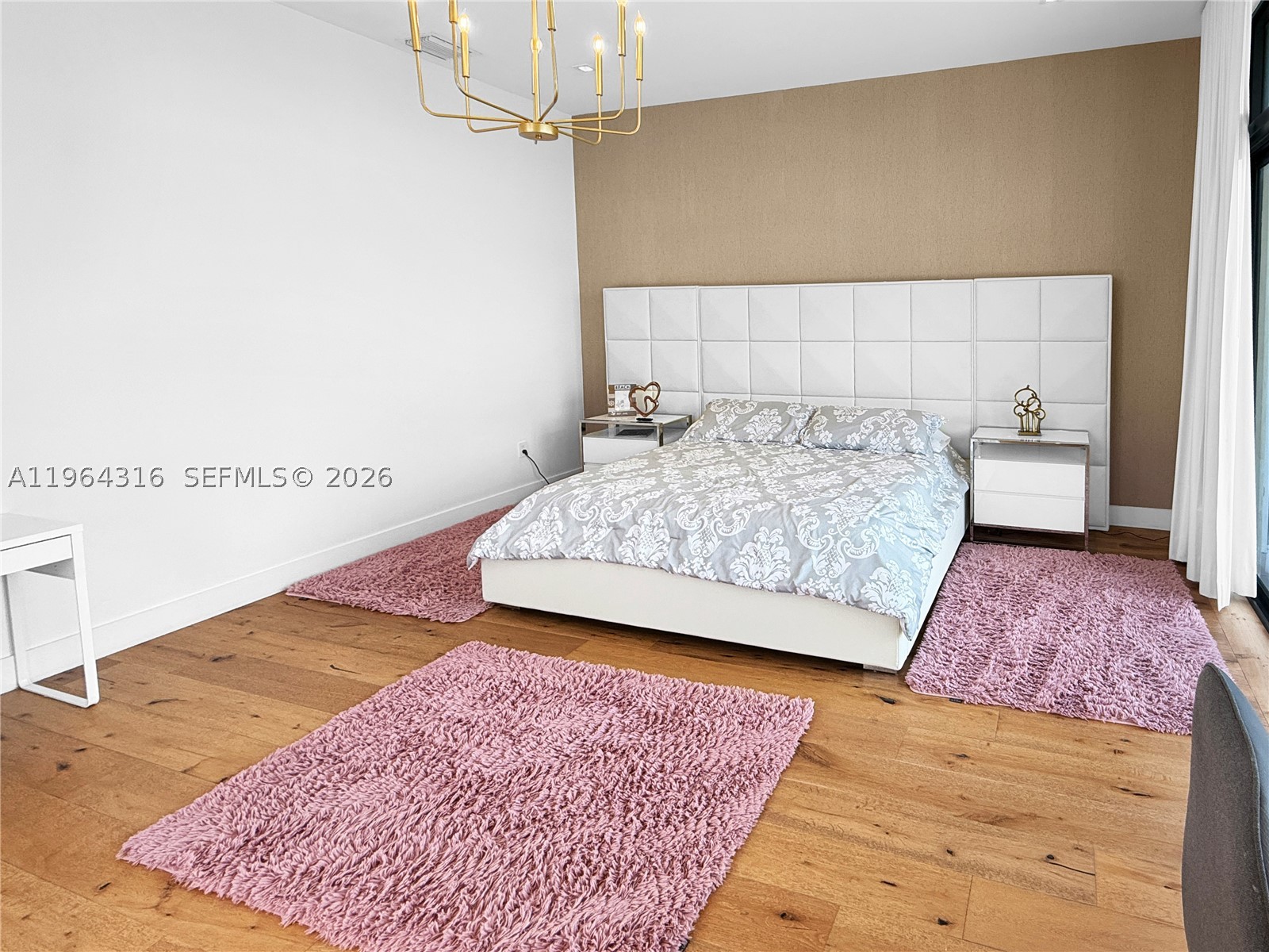 16640 Sunset Way Property Photo 14