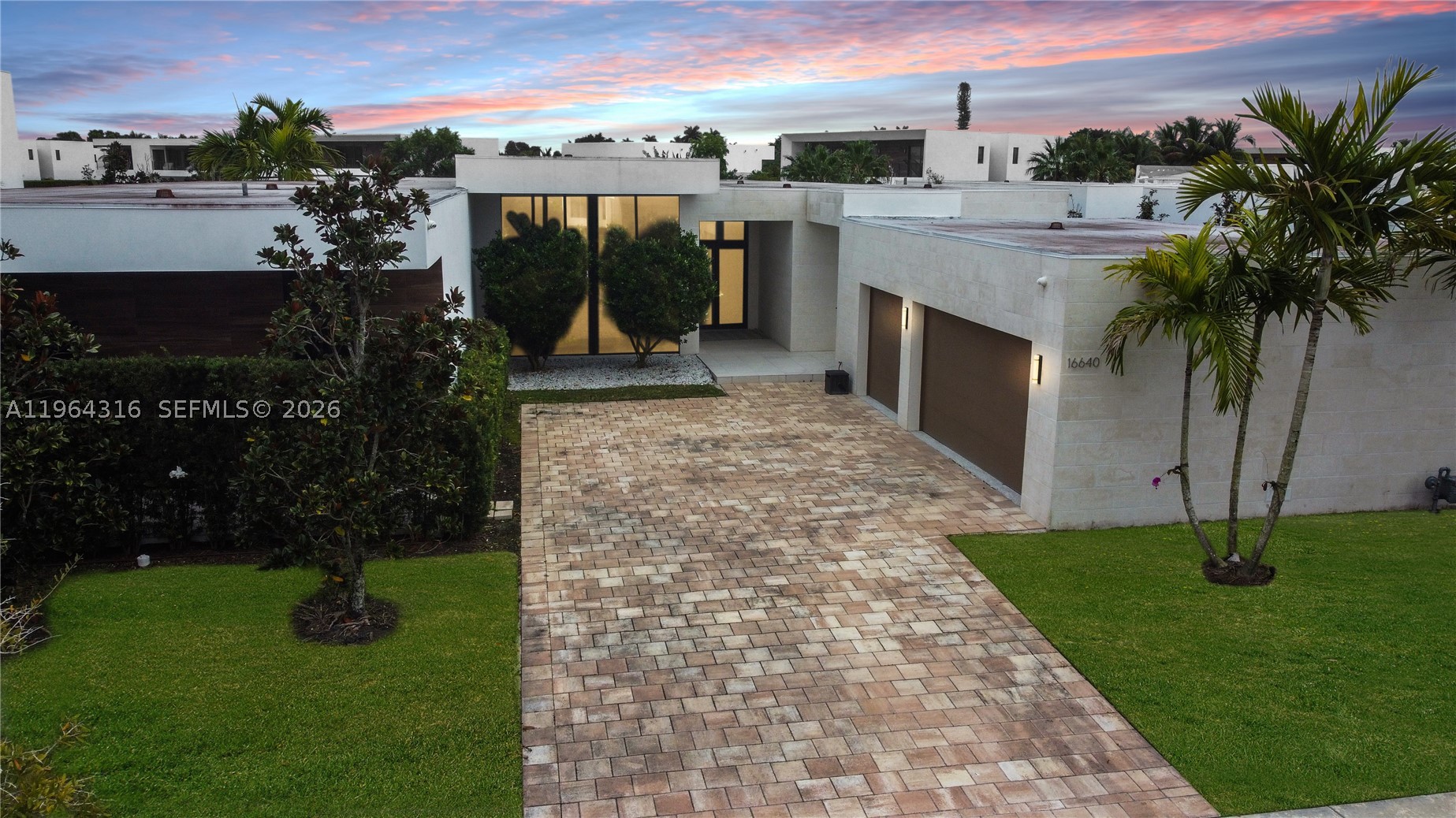 16640 Sunset Way Property Photo 35