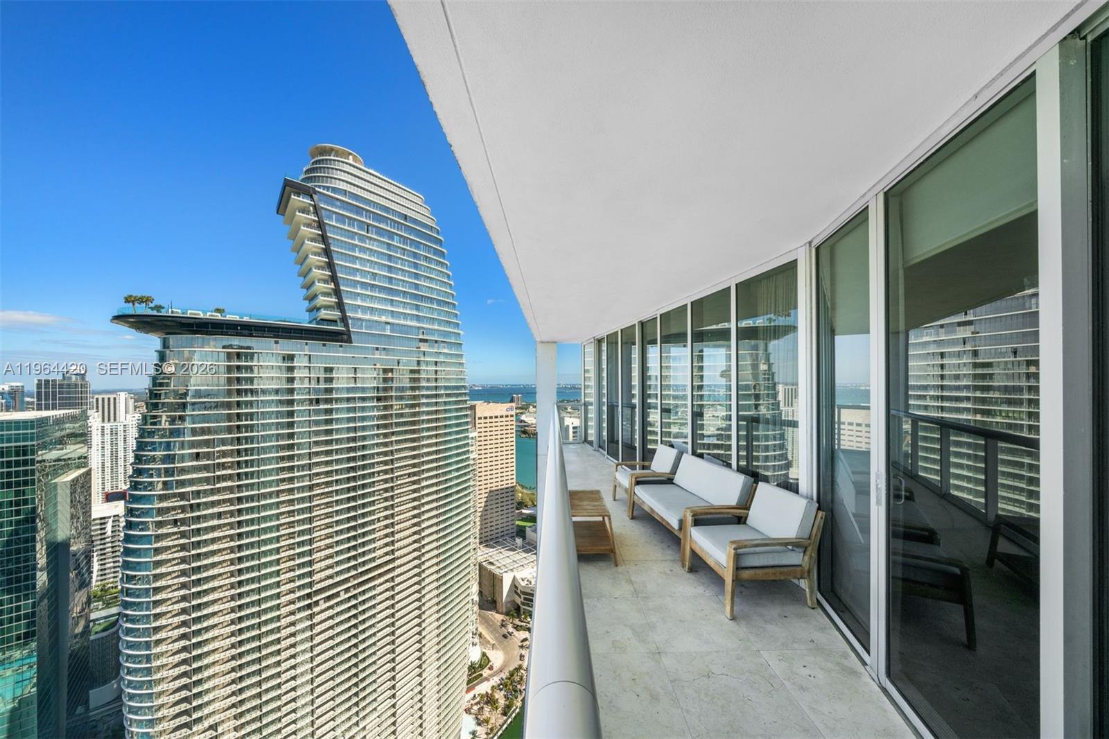 465 Brickell Ave 5302 Property Photo 17