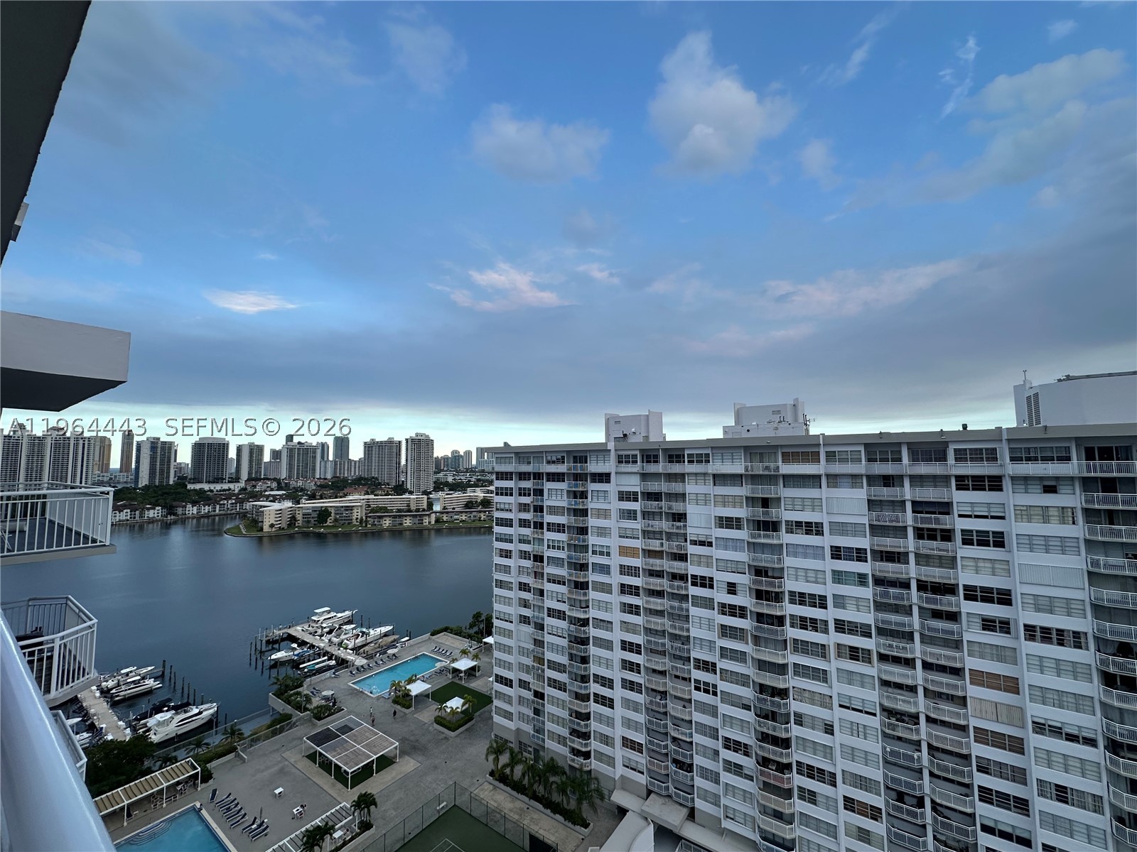 18051 Biscayne Blvd PH05 Property Photo 1