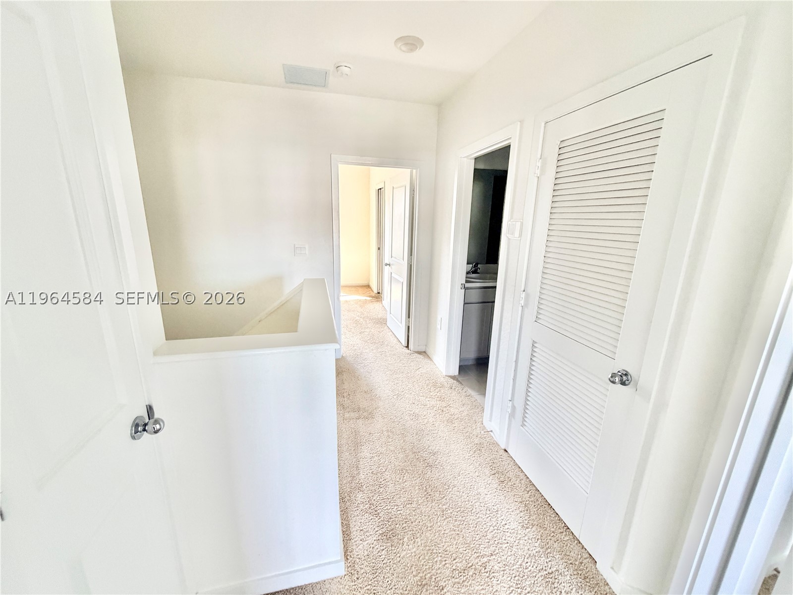 442 Ne 13th St Property Photo 7