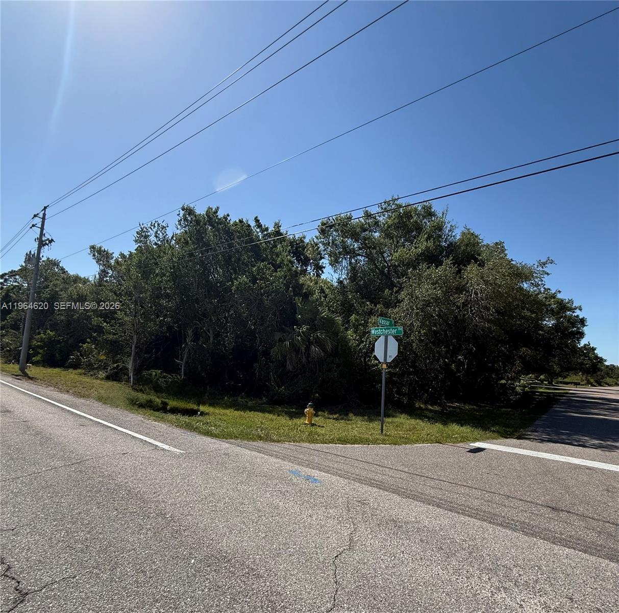 23124 Westchester Blvd Property Photo 2
