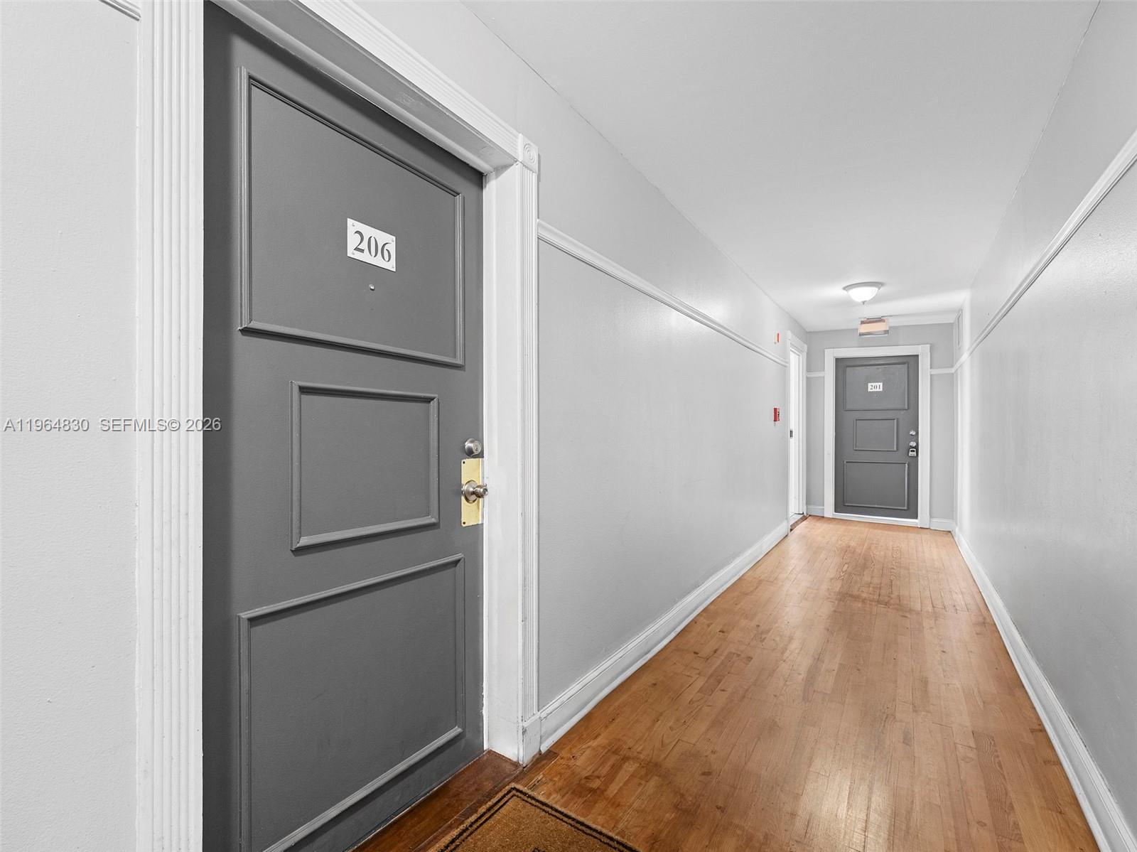 1027 Pennsylvania Ave 206 Property Photo 20