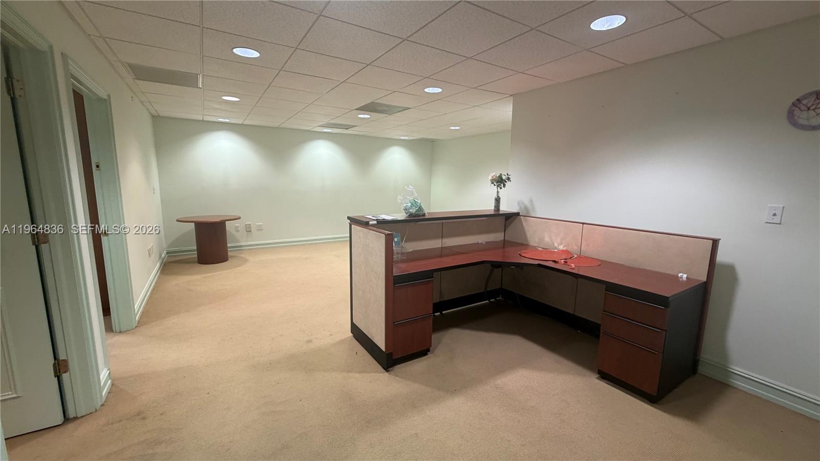 2435 Hollywood Blvd Property Photo 10