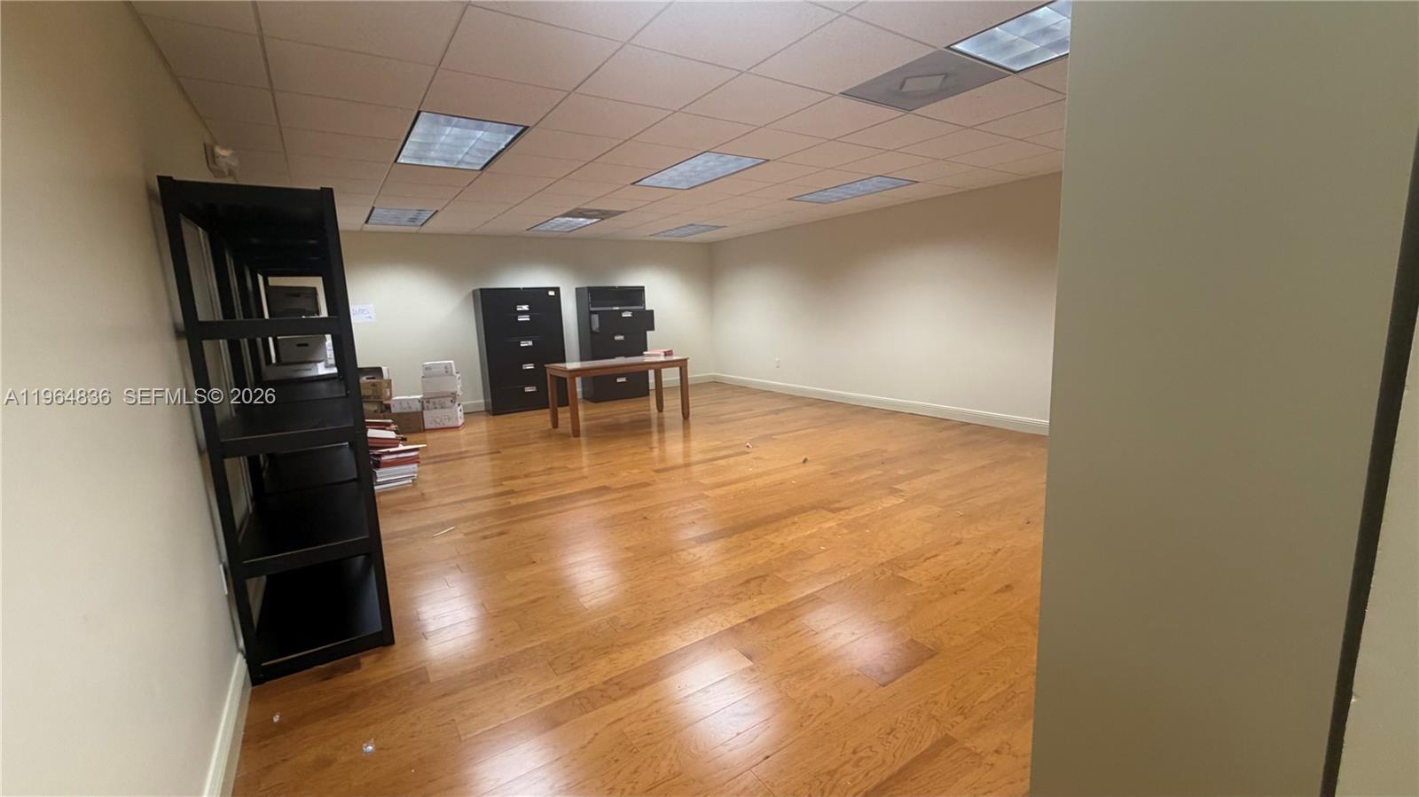 2435 Hollywood Blvd Property Photo 11