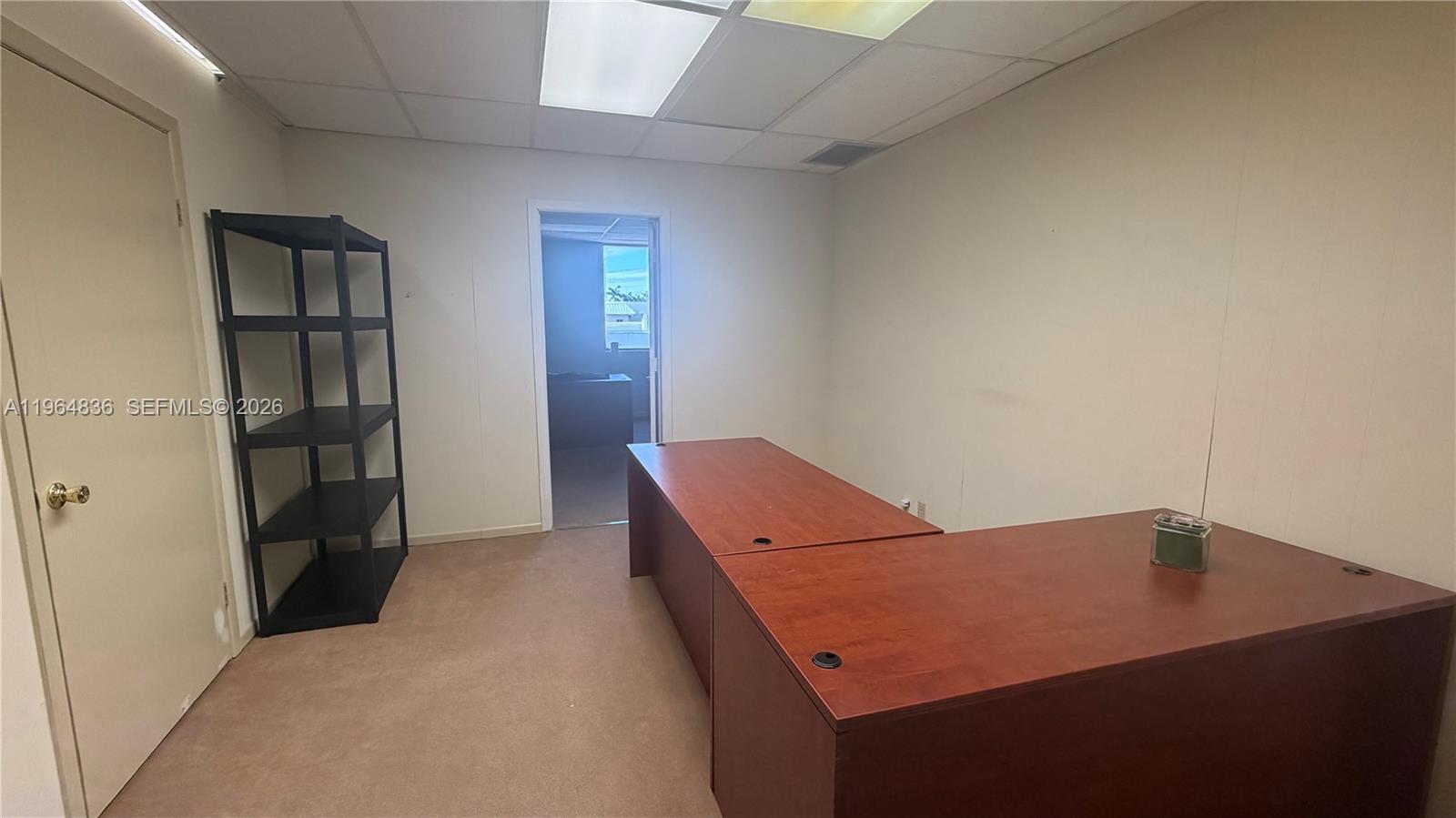 2435 Hollywood Blvd Property Photo 15