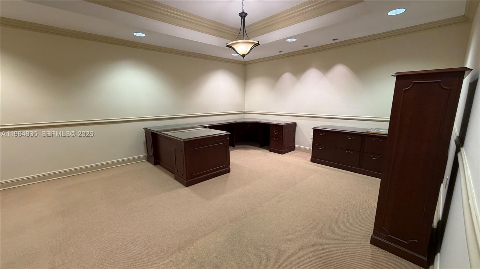2435 Hollywood Blvd Property Photo 21