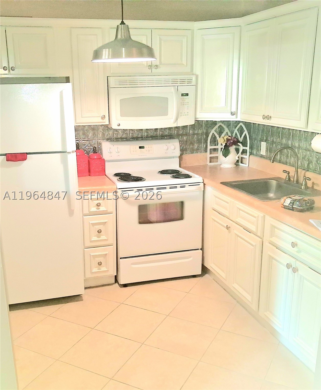 3000 Springdale Blvd V207 Property Photo 6