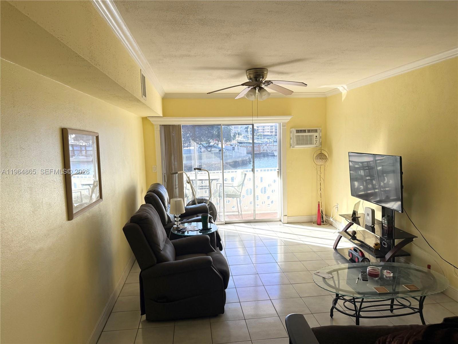 2500 Diana Dr 107 Property Photo 7