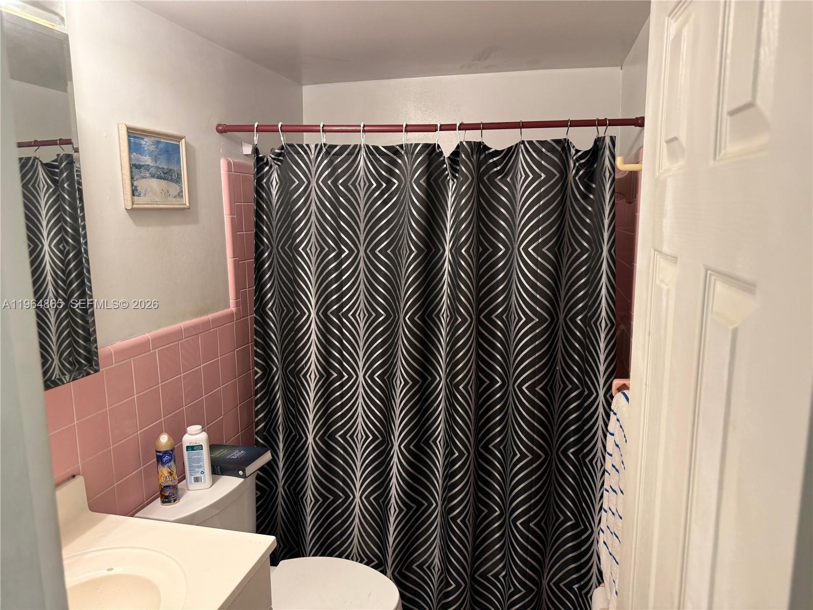 2500 Diana Dr 107 Property Photo 11