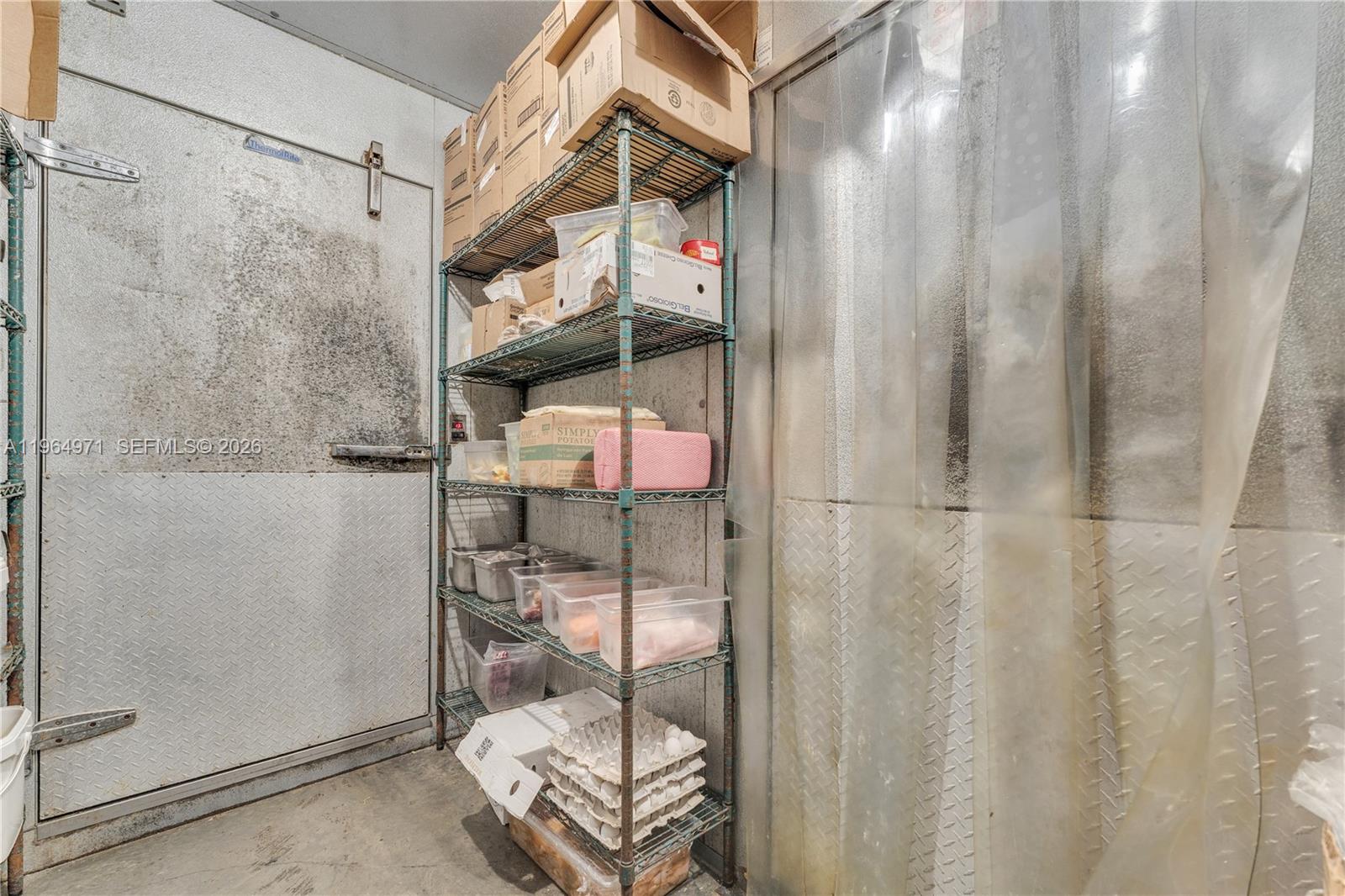 A11964971 Property Photo 24