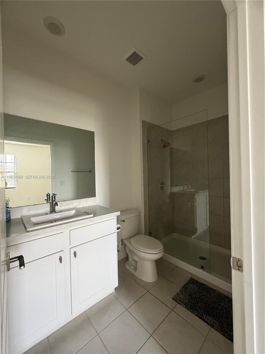 1137 Sw 6th Ct Property Photo 9