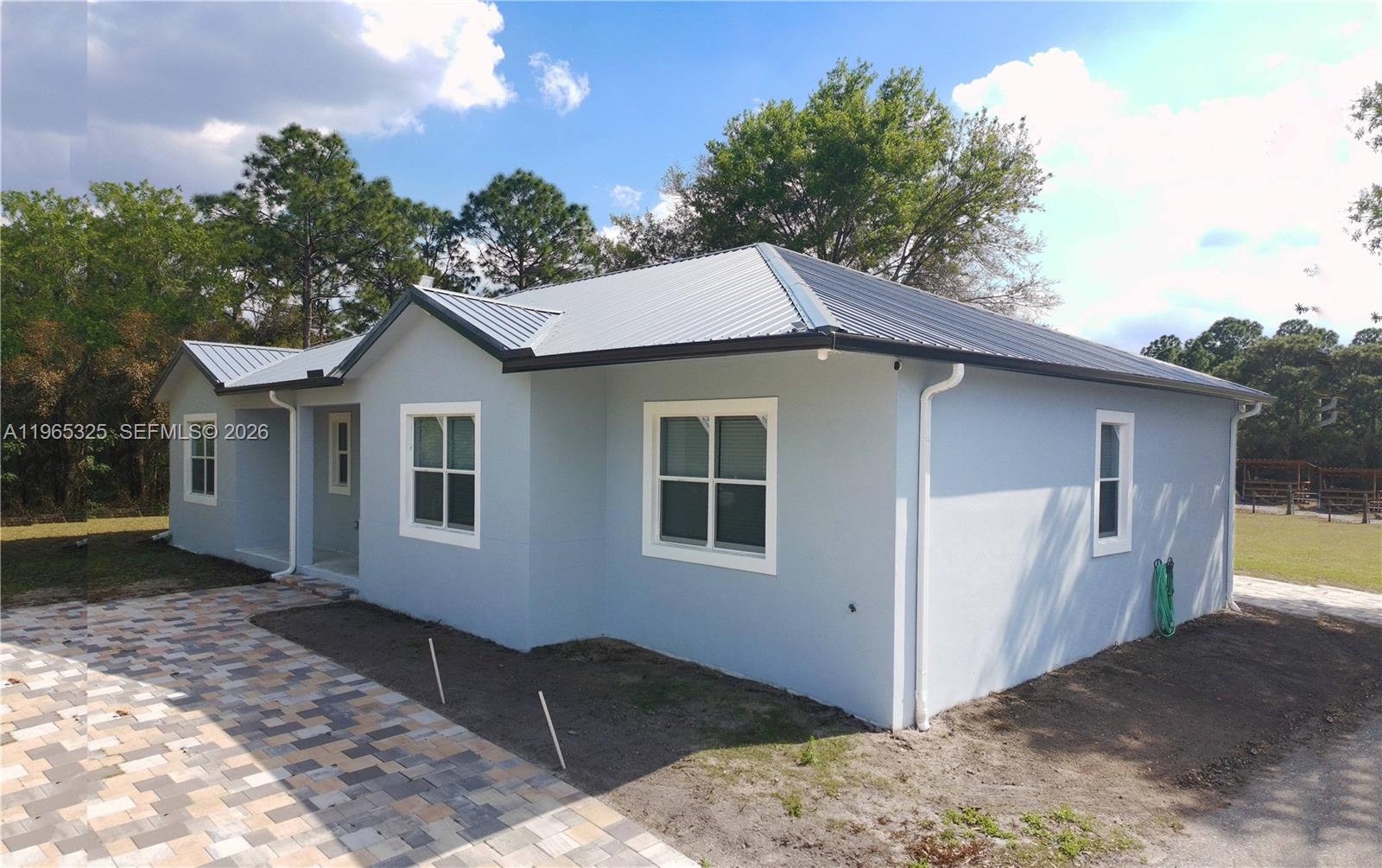 548 Bald Cypress Ave Property Photo 2