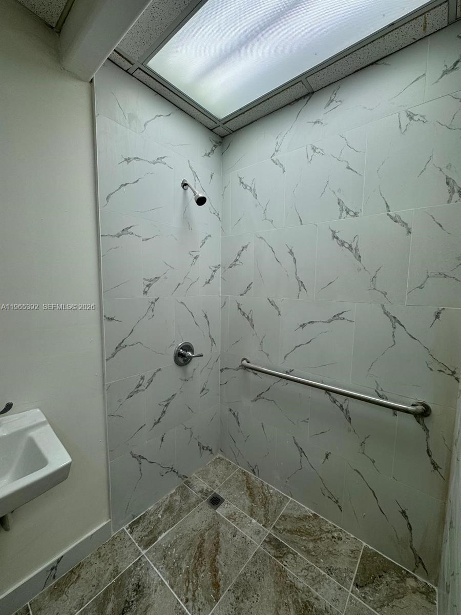 4201 Palm Ave Property Photo 23
