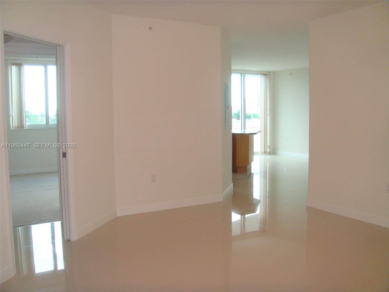 1755 E Hallandale Beach Blvd 406e Property Photo 4