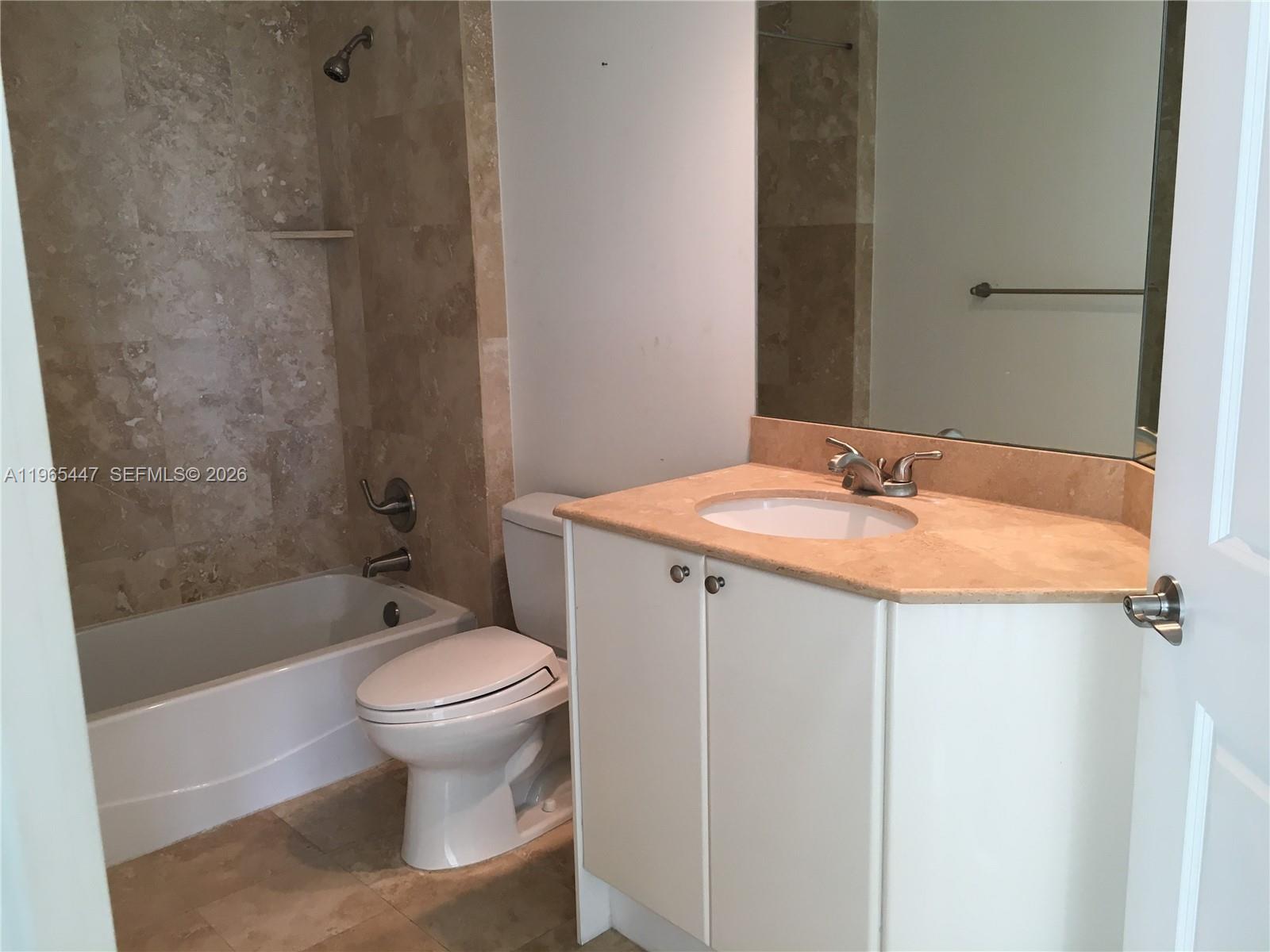 1755 E Hallandale Beach Blvd 406e Property Photo 15