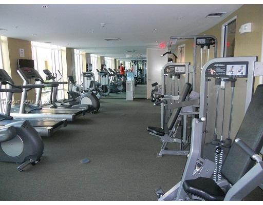 1755 E Hallandale Beach Blvd 406e Property Photo 17