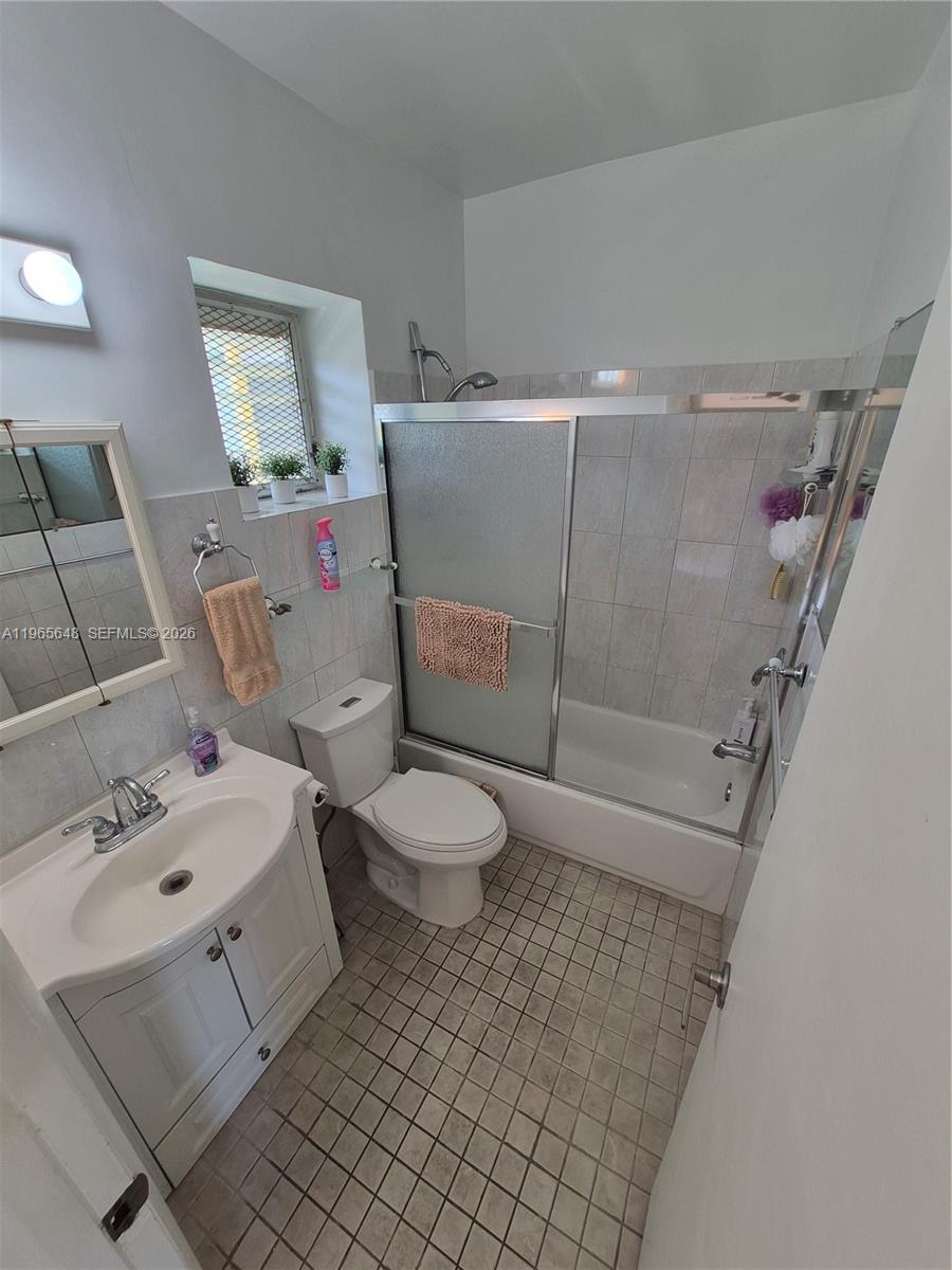 520 Euclid Ave 8 Property Photo 9