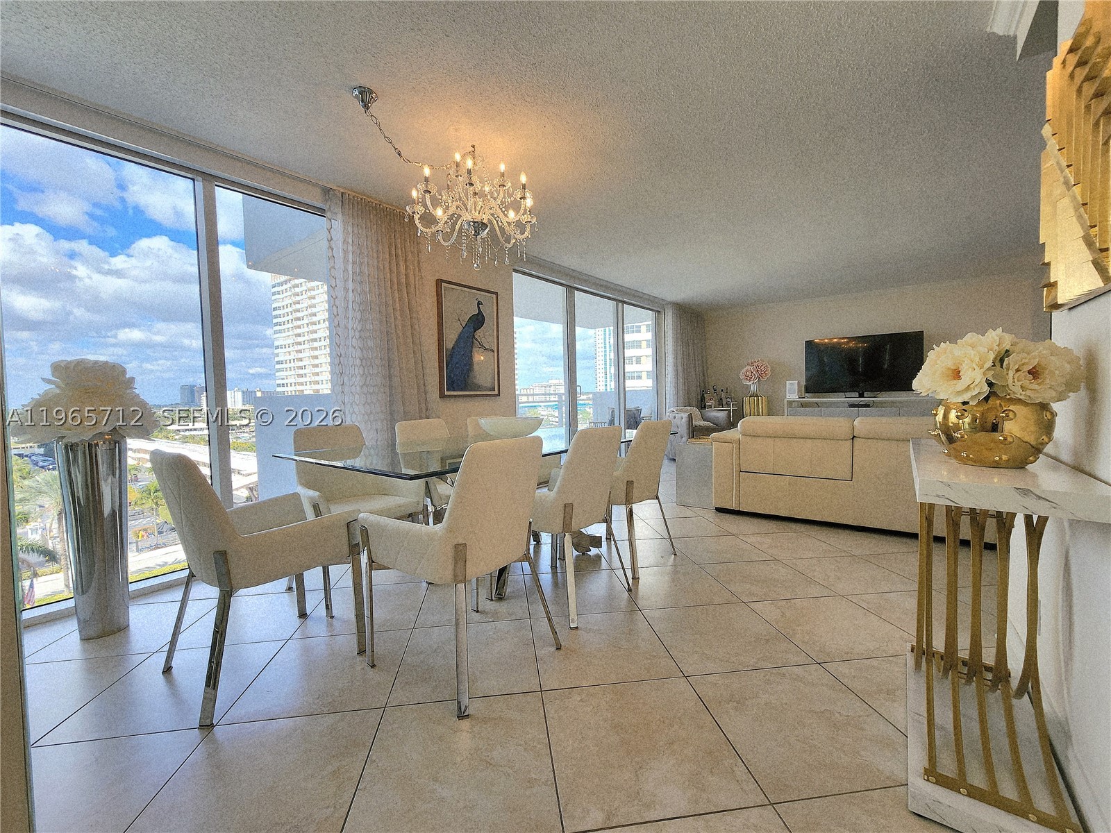 2030 S Ocean Dr 626 Property Photo 2