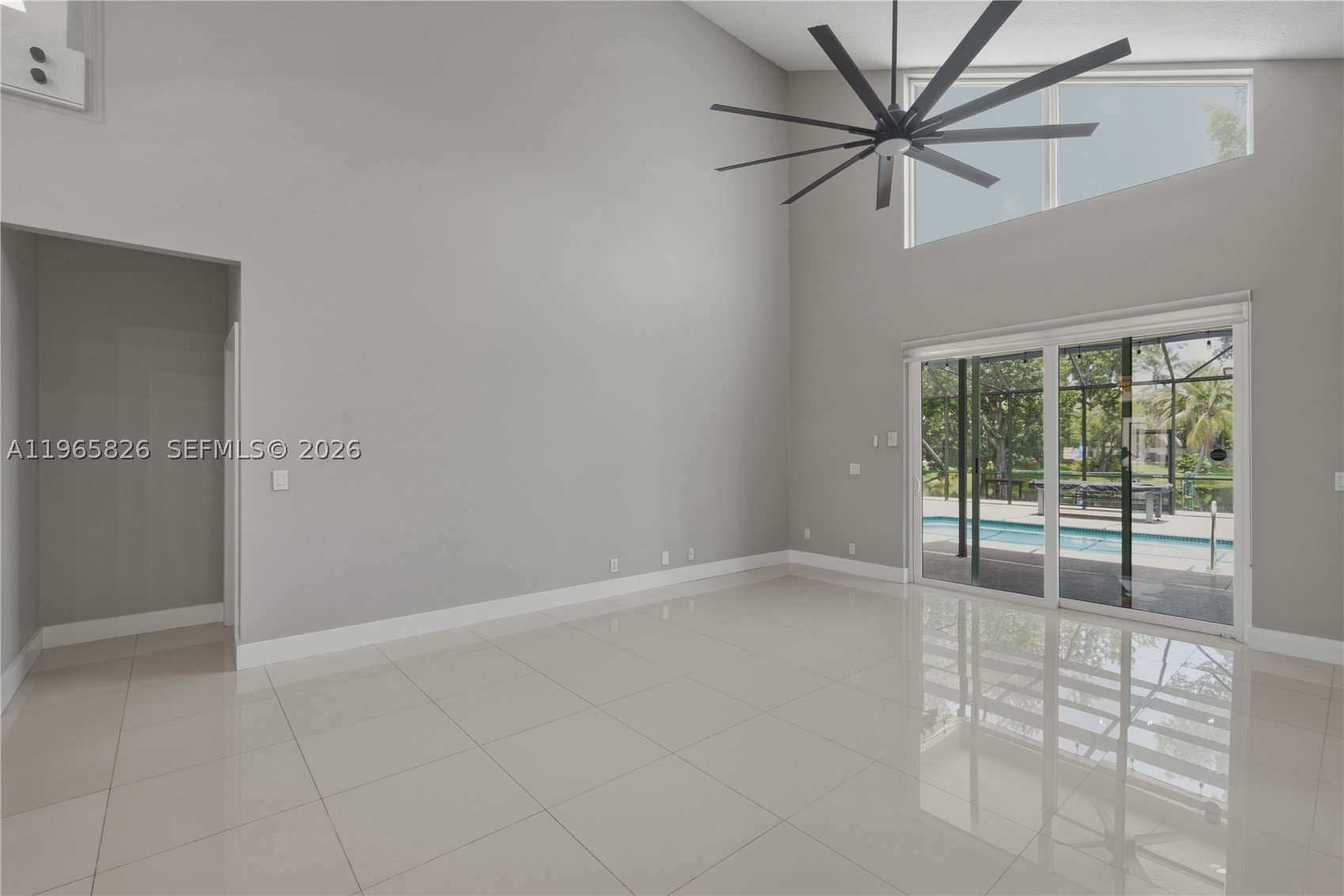 5285 Nw 112th Ter Property Photo 10
