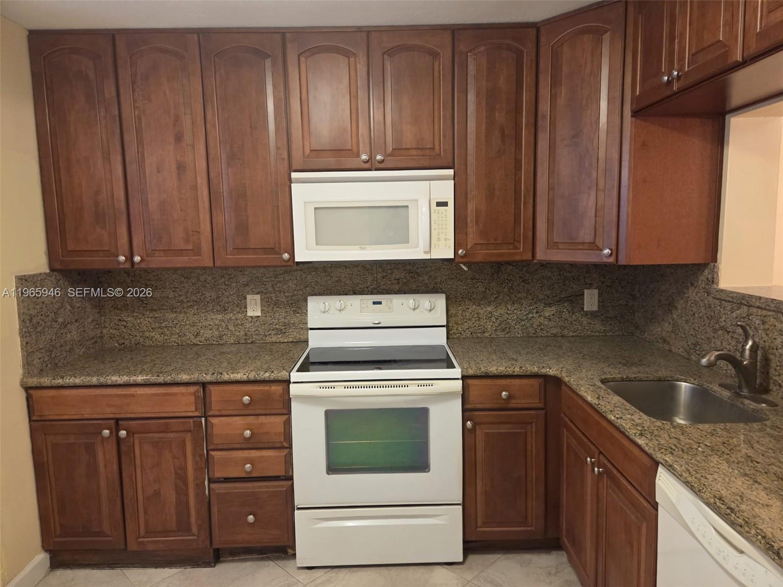 6675 S Oriole Blvd 1040 Property Photo 16