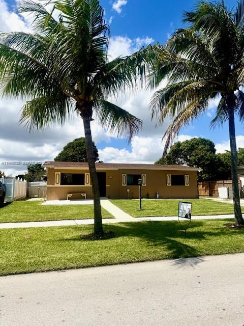 1481 SW 7th Ter