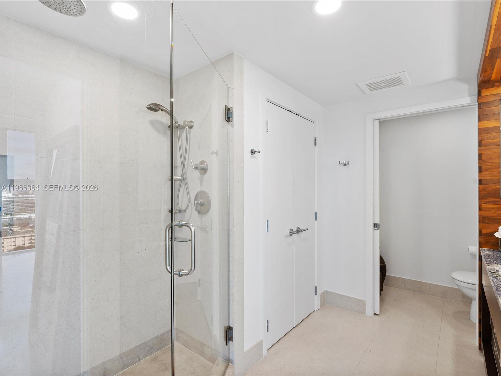 6899 Collins Ave 1704 Property Photo 20