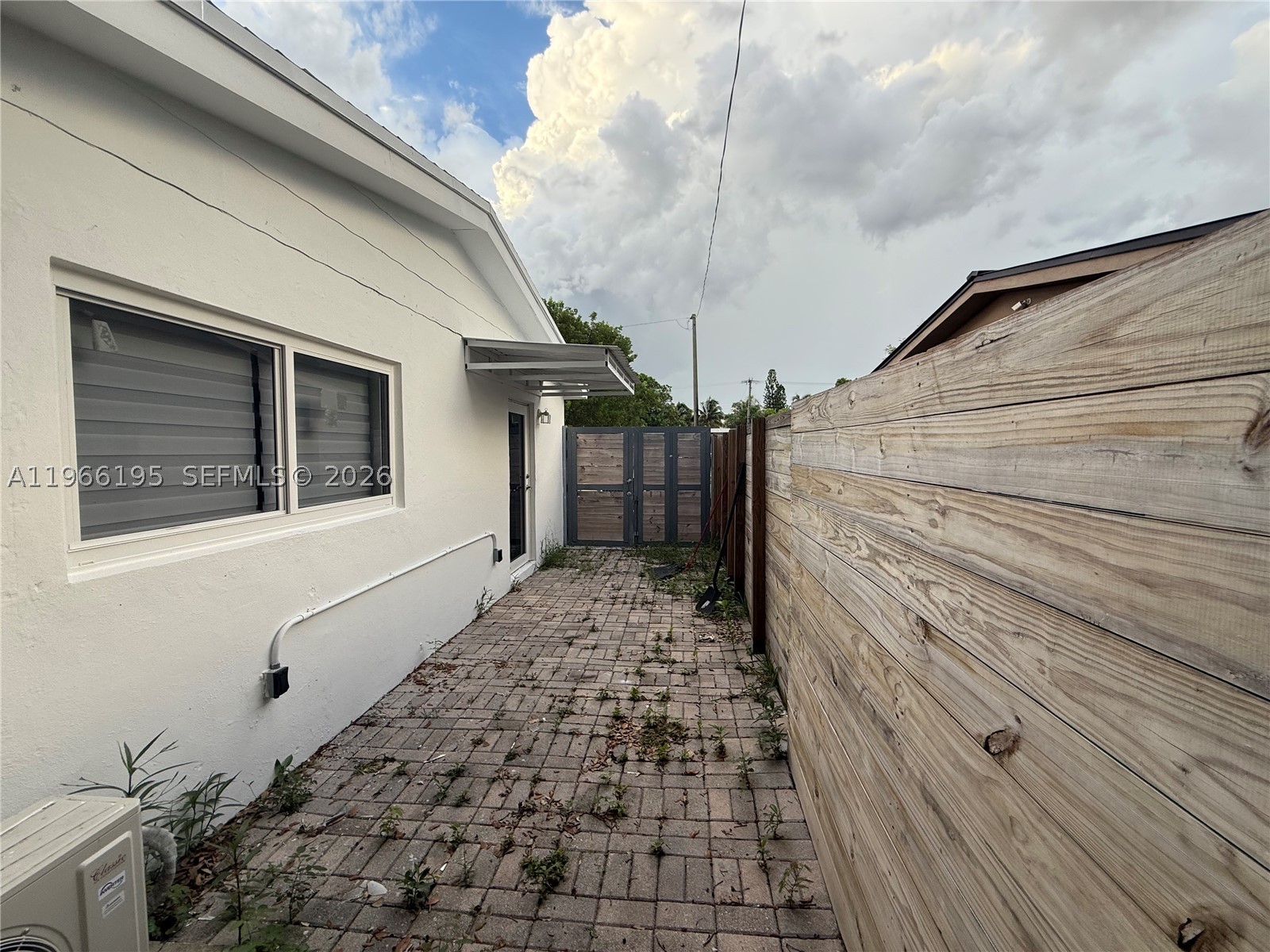 1950 Nw 190th Ter Property Photo 17