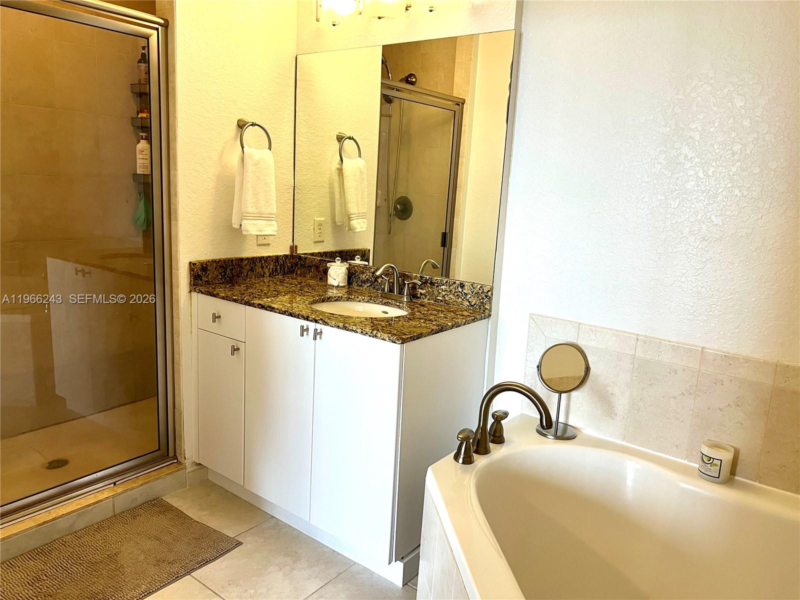 1830 Radius Dr 1203 Property Photo 10