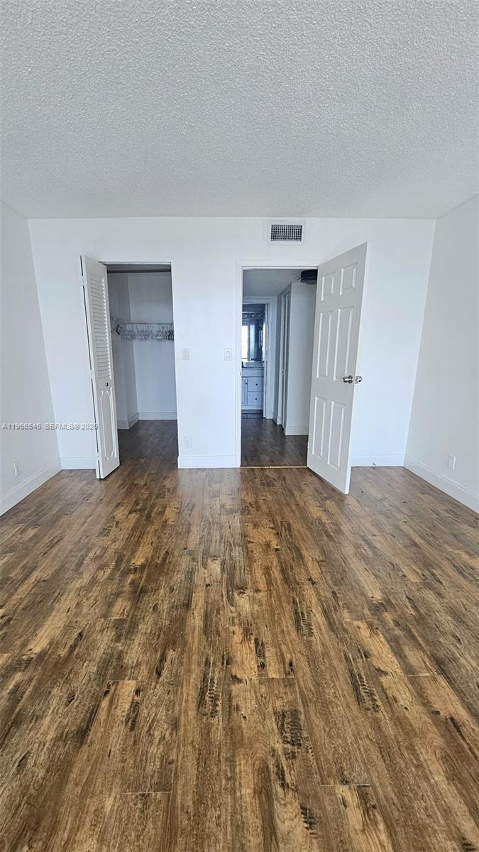 1000 Parkview Dr 605 Property Photo 18