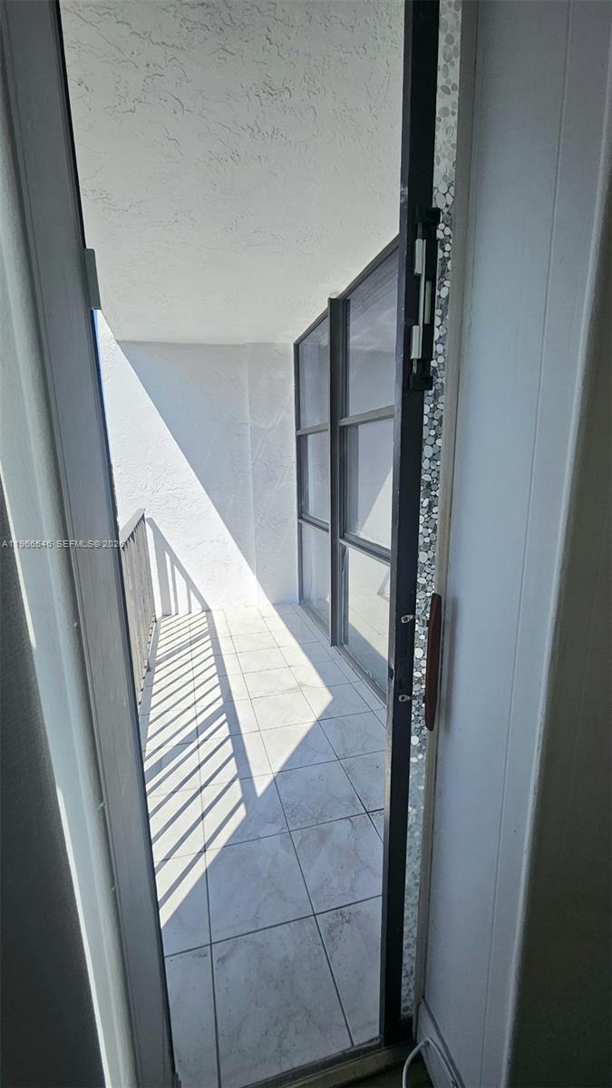 1000 Parkview Dr 605 Property Photo 20