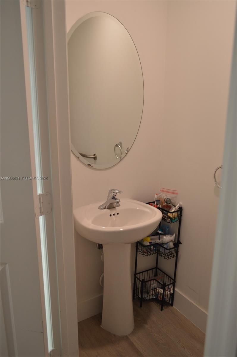1522 Se 26th Ter Property Photo 10
