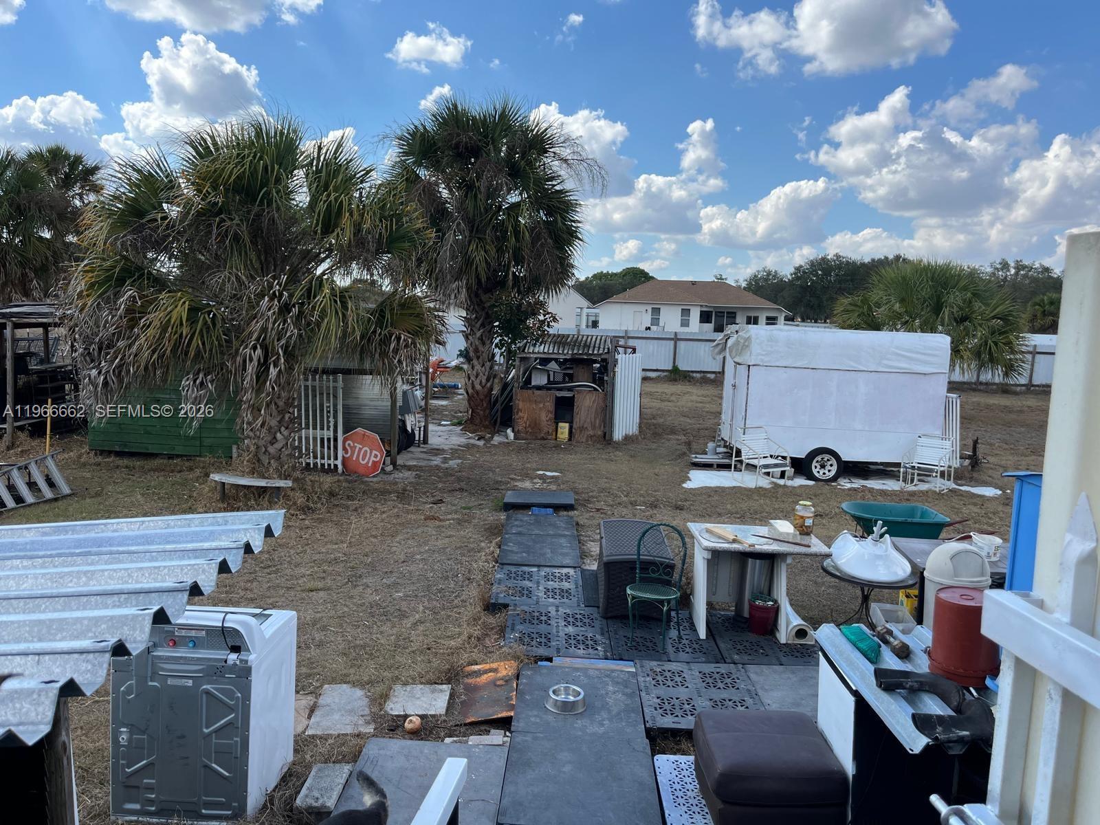 360 S Brida St Property Photo 6
