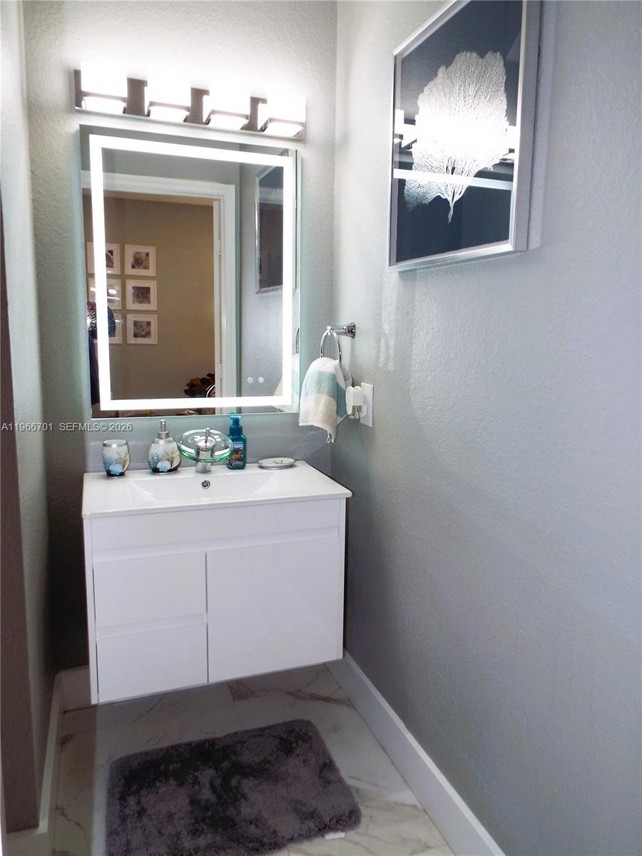 21470 Sw 85th Path Property Photo 19