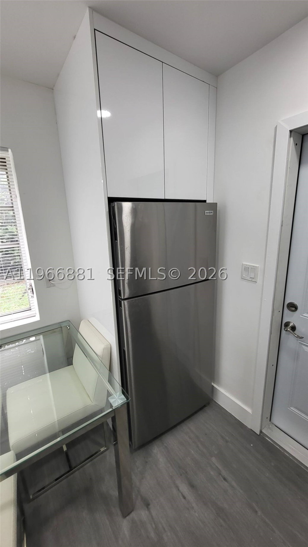 821 Ne 6th St 1 Property Photo 7