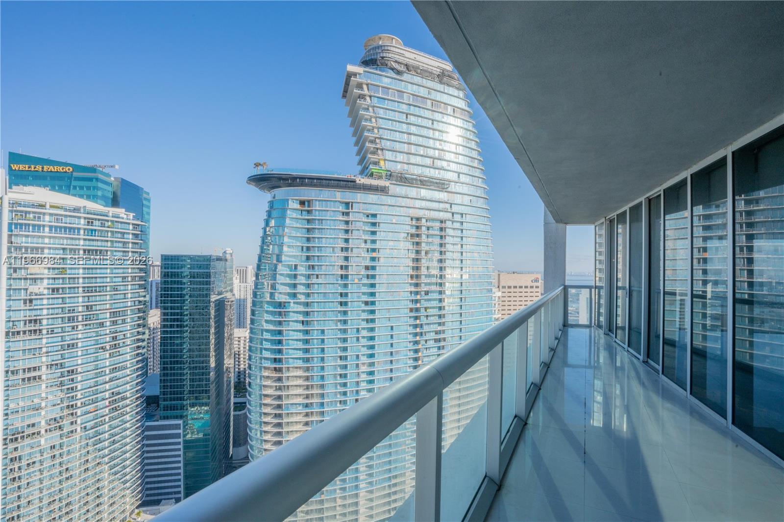 465 Brickell Ave 4802 Property Photo 2