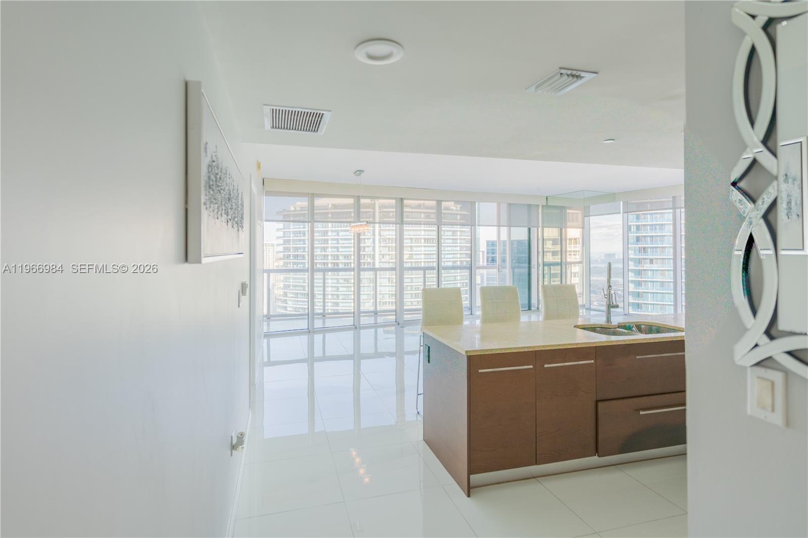 465 Brickell Ave 4802 Property Photo 6