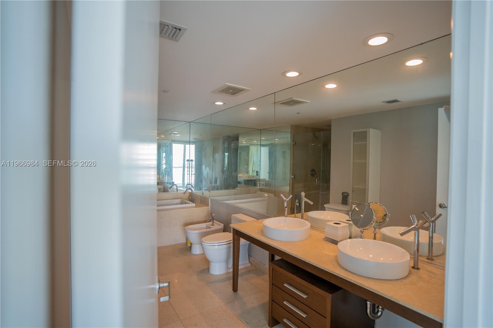 465 Brickell Ave 4802 Property Photo 13