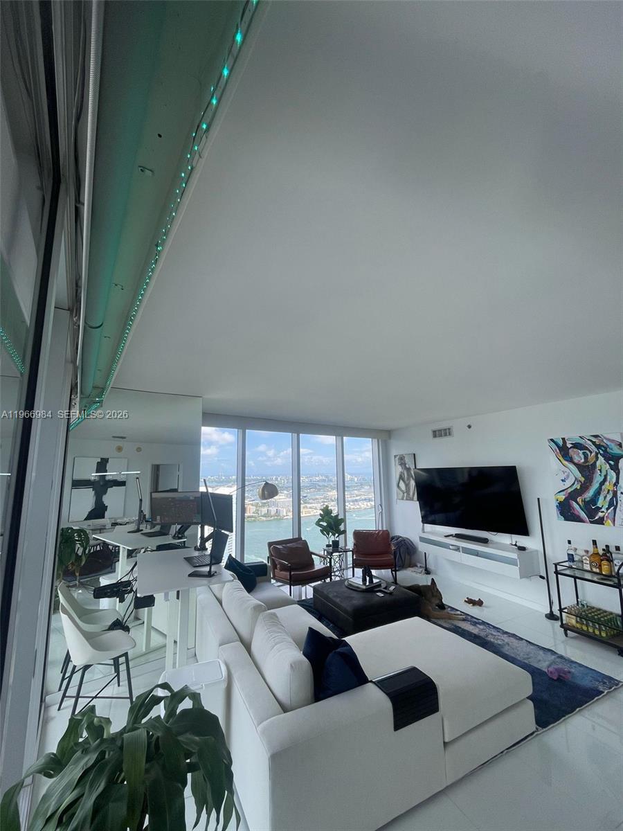 465 Brickell Ave 4802 Property Photo 21