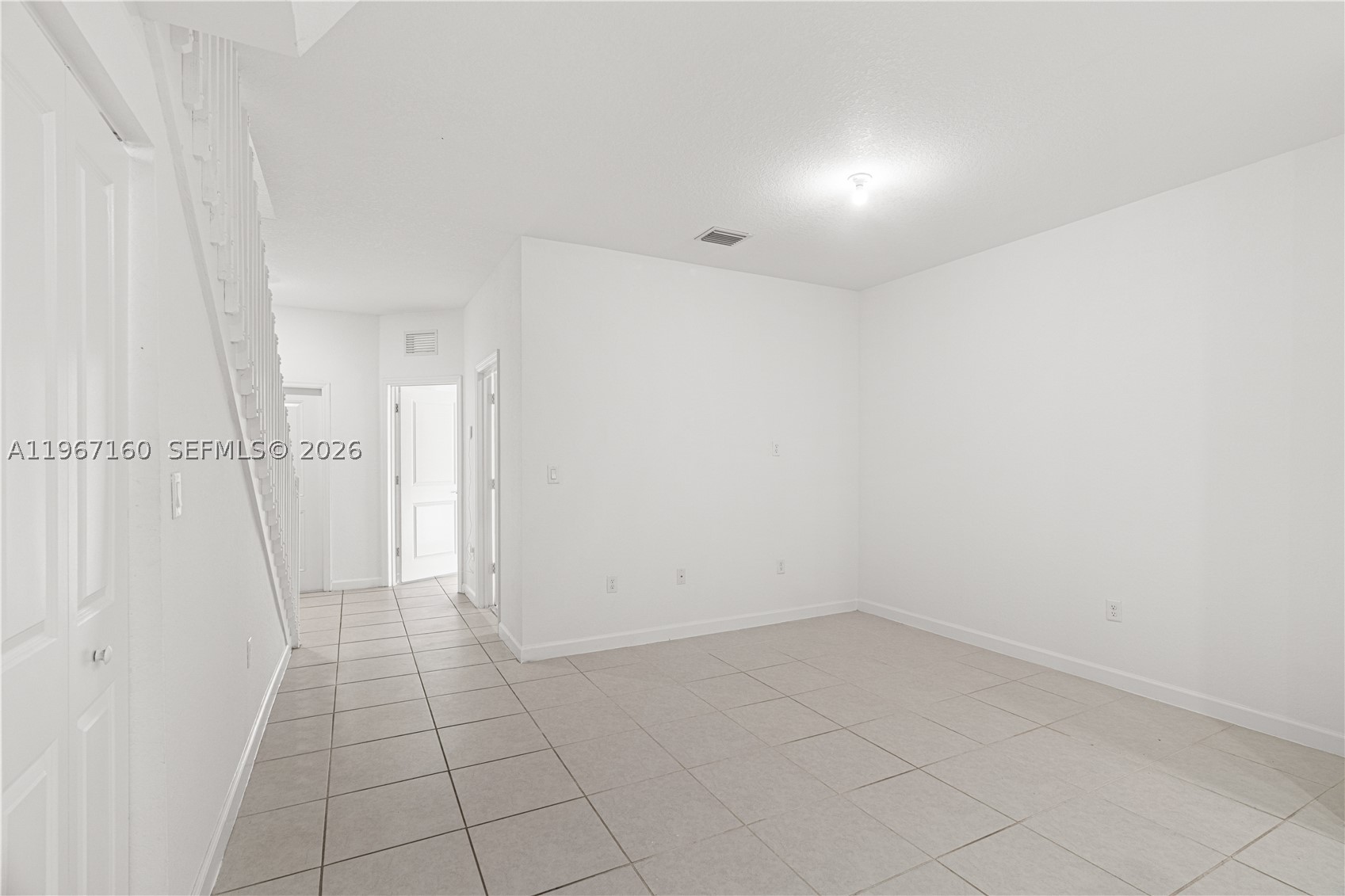 12121 Nw 23rd Ct Property Photo 9