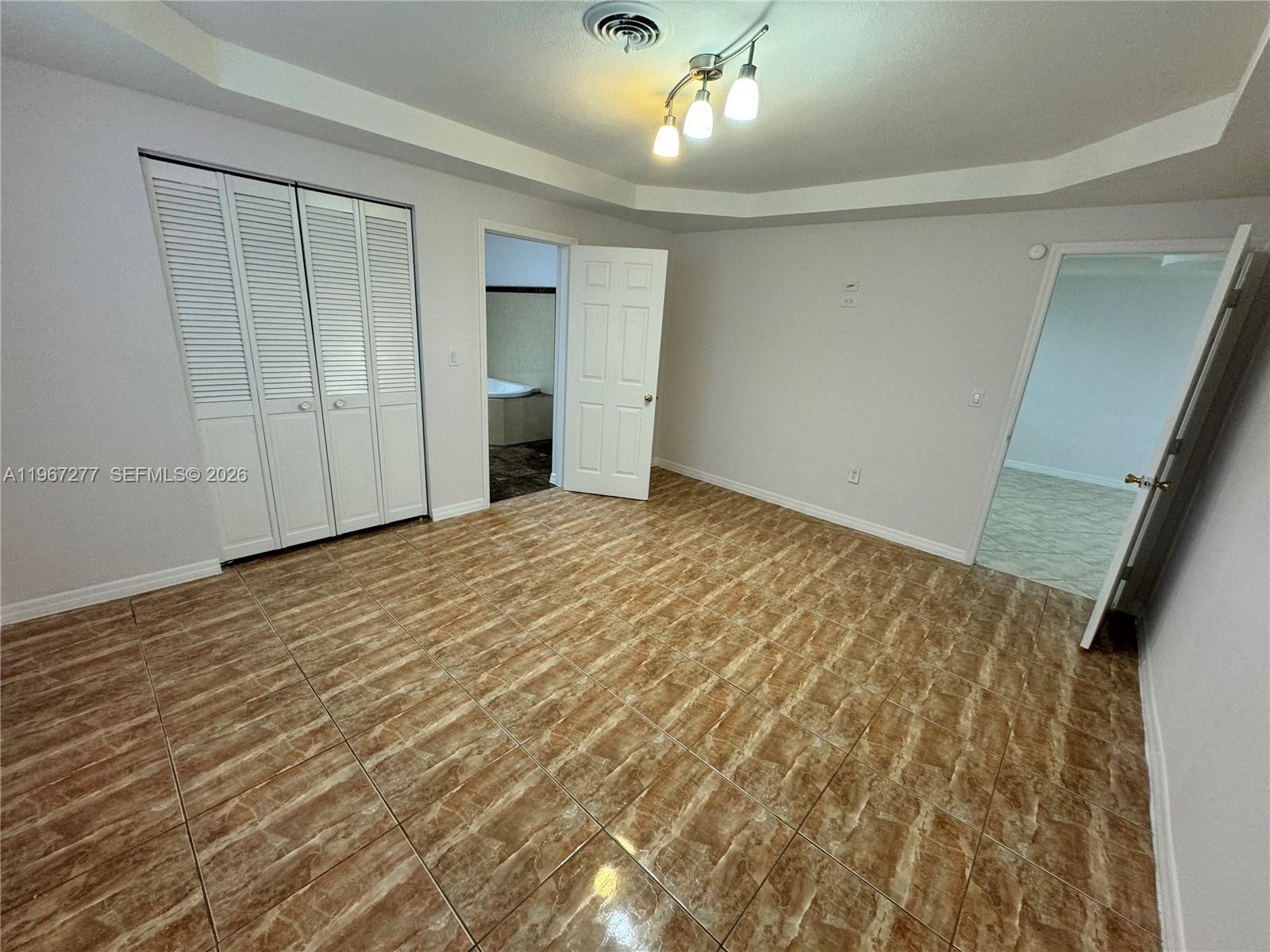 4381 Purdy Ln Property Photo 6