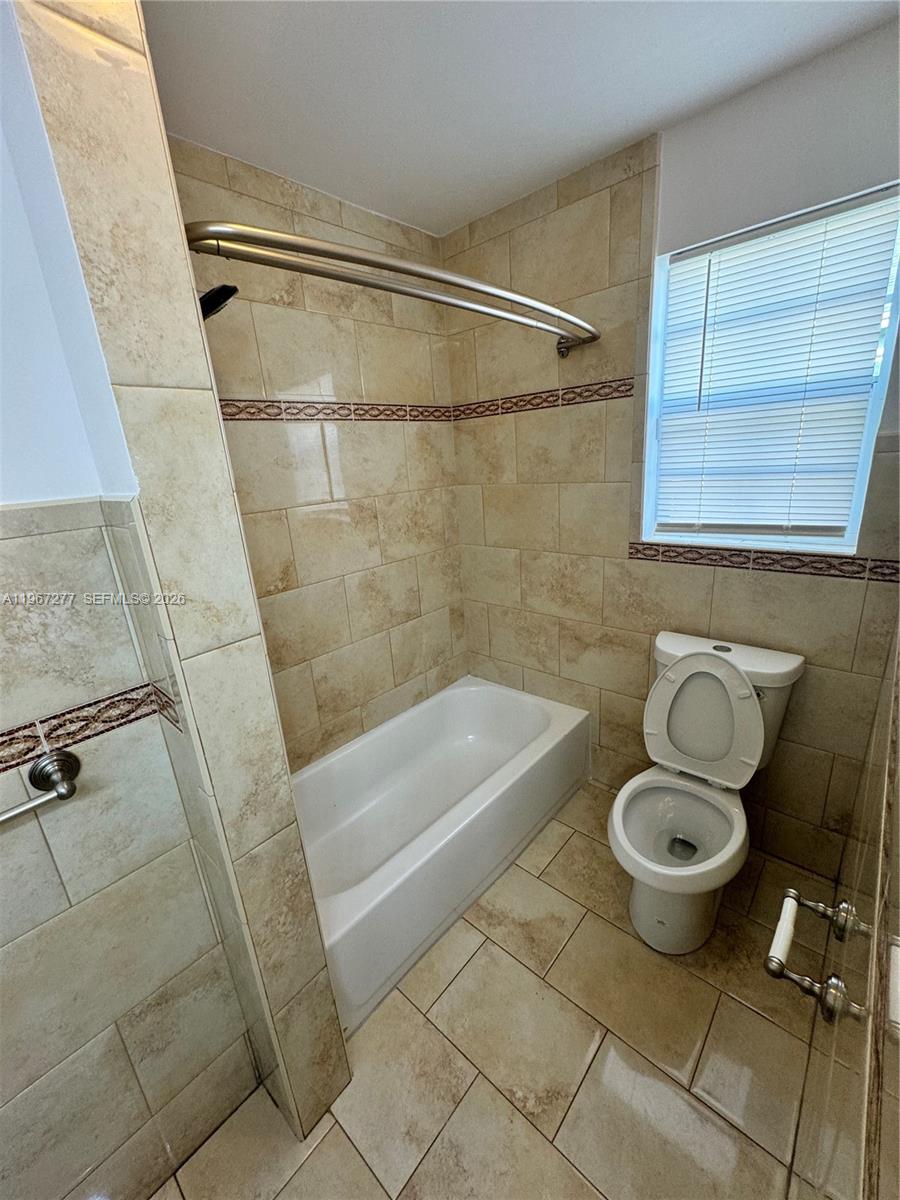 4381 Purdy Ln Property Photo 10