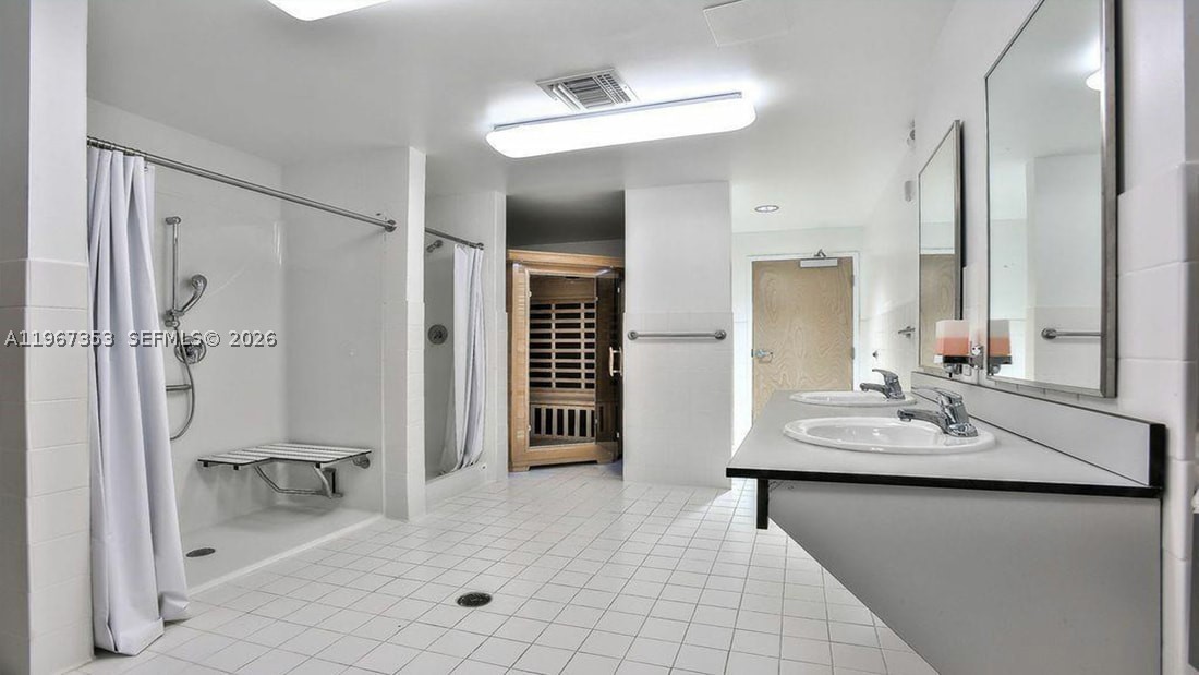 2781 Taft St 303 Property Photo 29