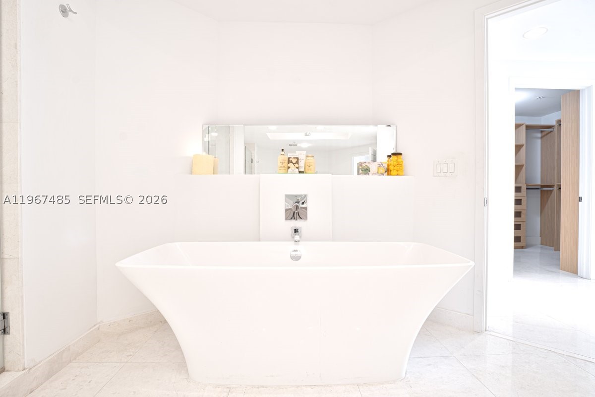17301 Biscayne Blvd 305 Property Photo 27