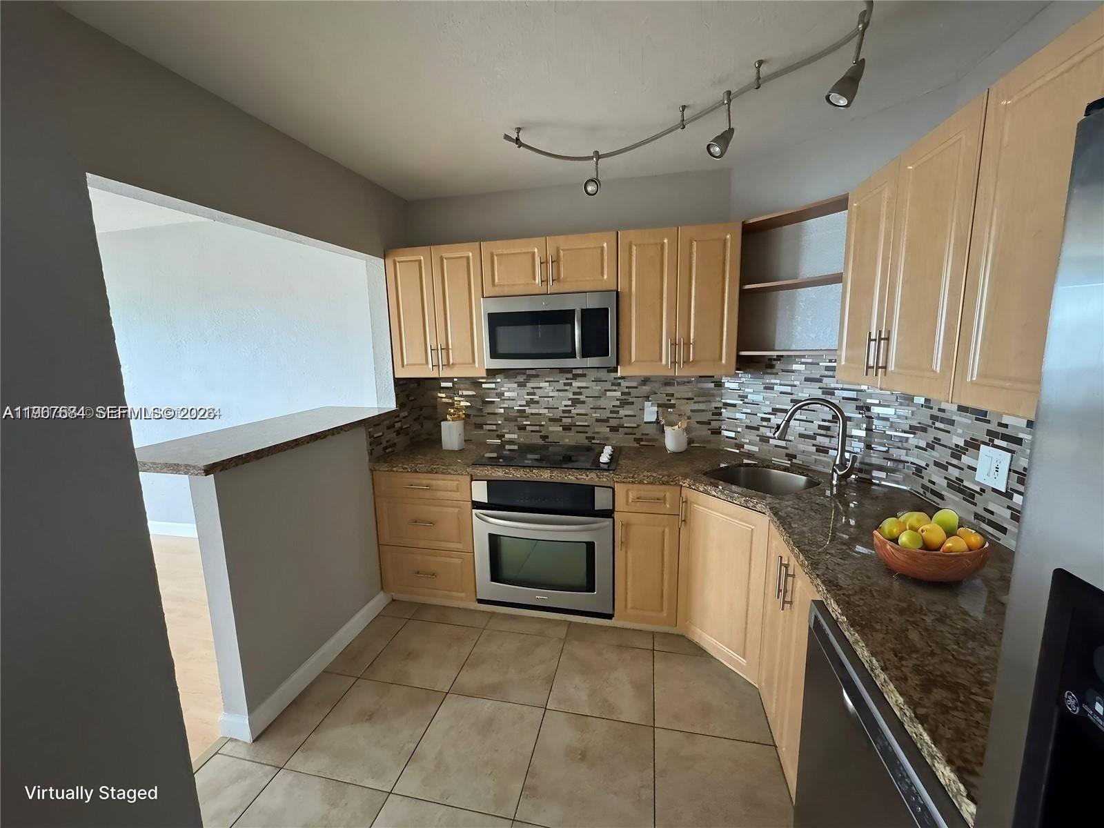 3301 Spanish Moss Ter 604 Property Photo 1