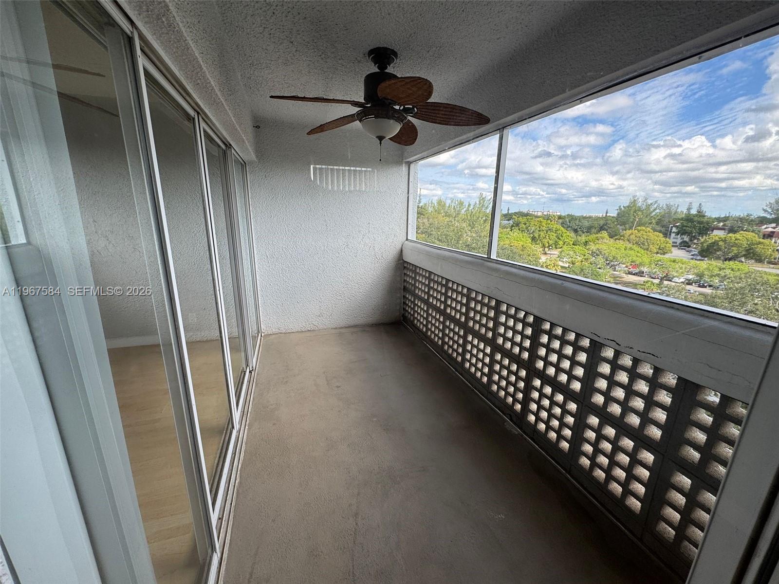 3301 Spanish Moss Ter 604 Property Photo 8