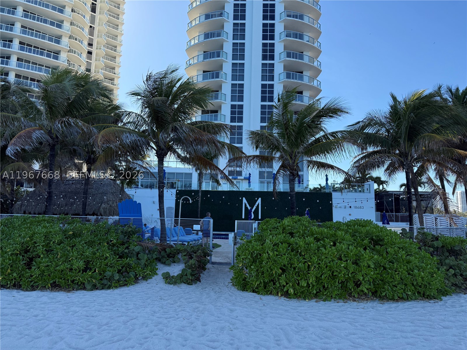18683 Collins Ave 1404 Property Photo 30