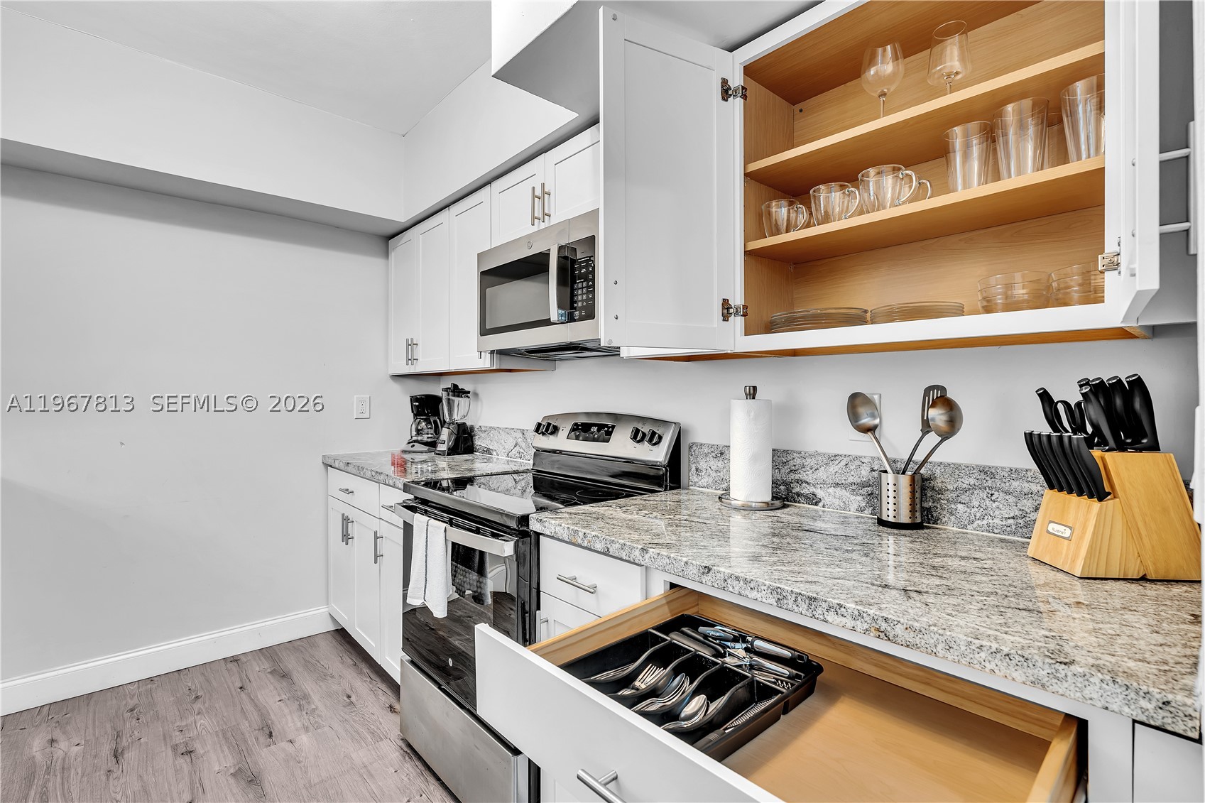 10002 E Bay Harbor Dr 6 Property Photo 16